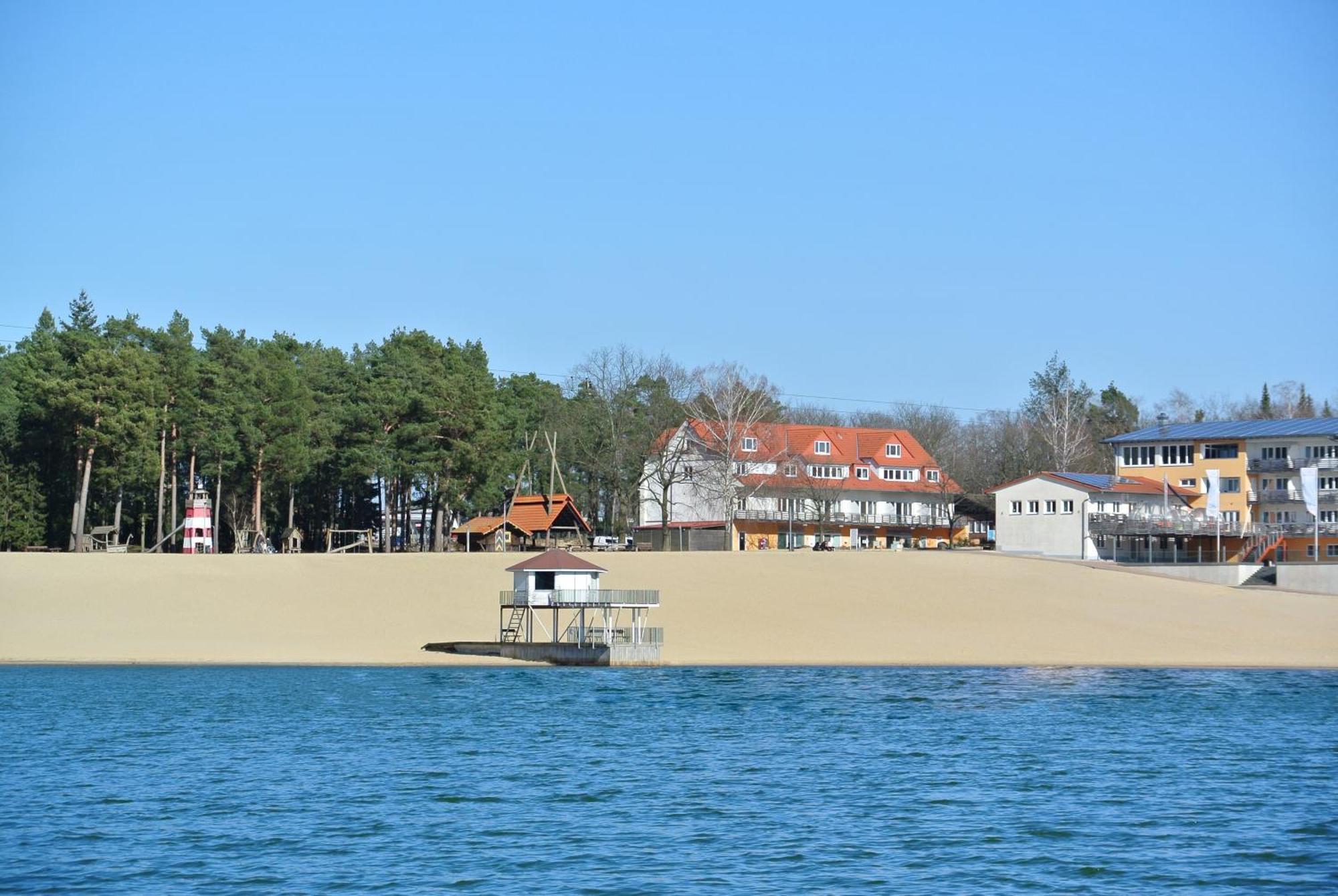 Bernsteinsee Hotel Sassenburg Buitenkant foto