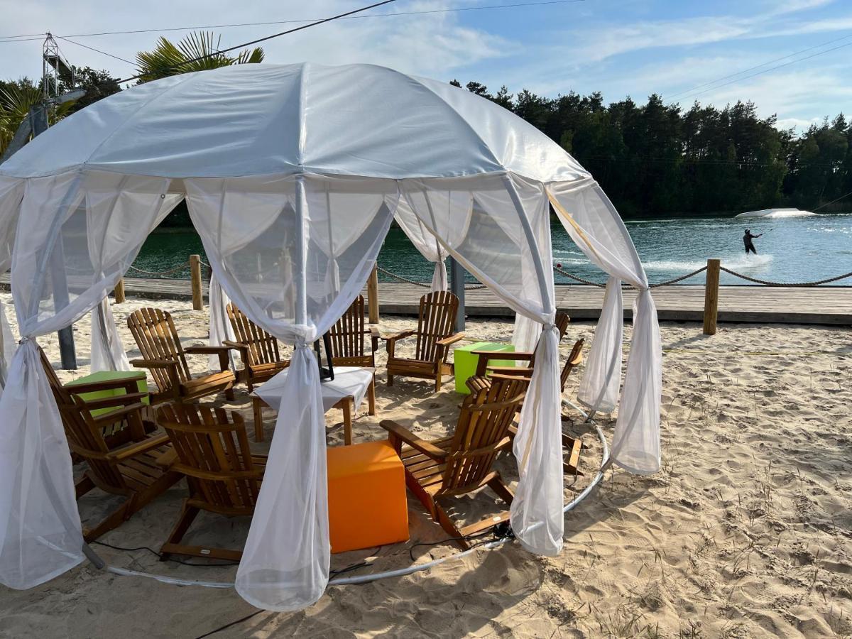 Bernsteinsee Hotel Sassenburg Buitenkant foto