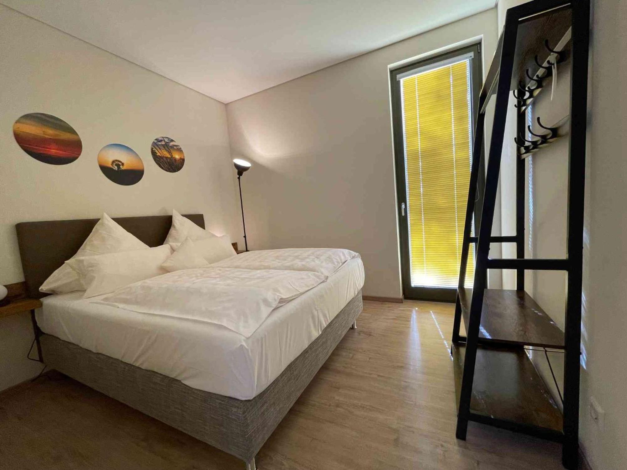 Bernsteinsee Hotel Sassenburg Buitenkant foto